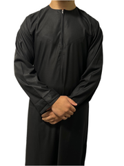 Essential Omani Thobe (Black)